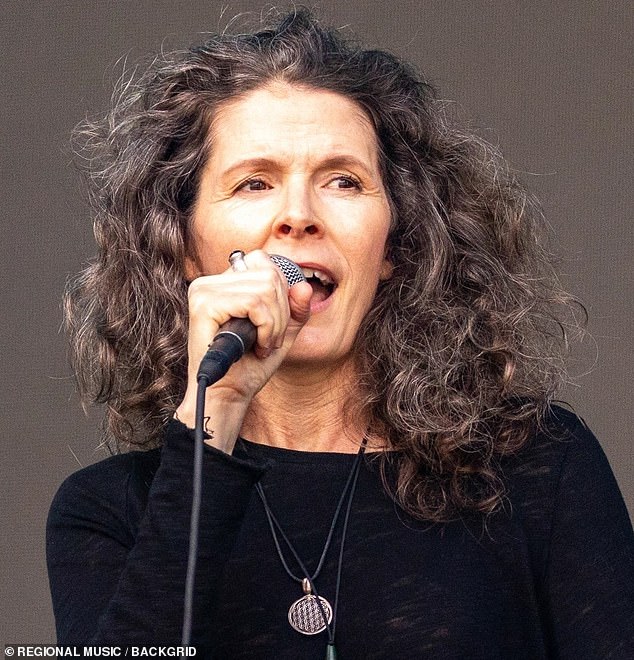 edie brickell 2023